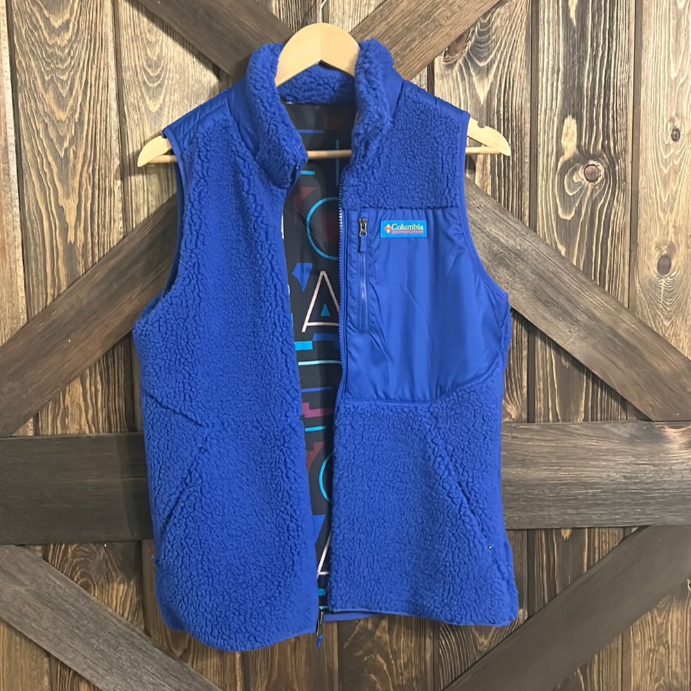 Women’s small Columbia reversible vest